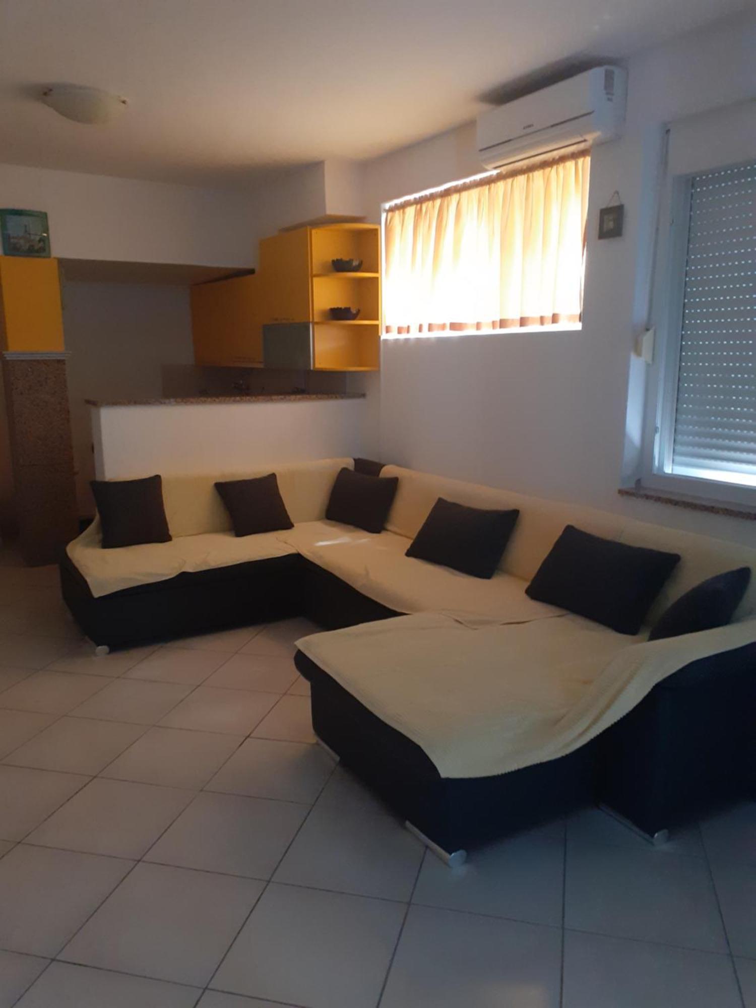 Apartments Nina Сутіван Екстер'єр фото