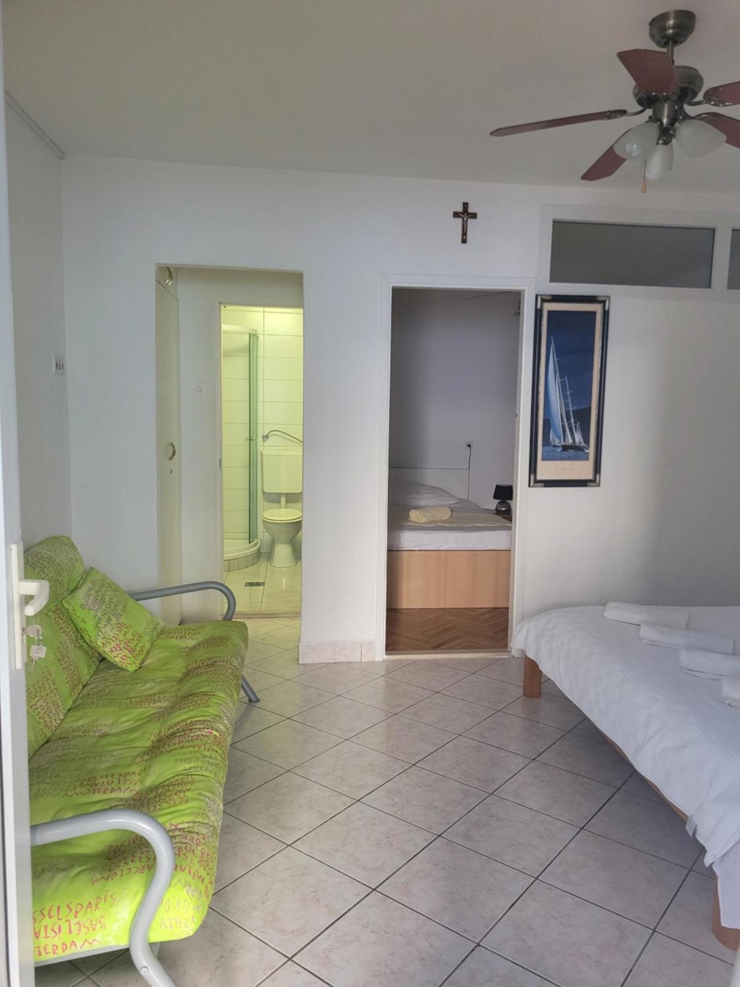 Apartments Nina Сутіван Екстер'єр фото